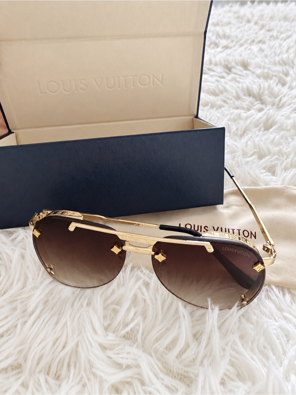 Louis Vuitton Gold Frame Brown Gradient Rimless Aviator Sunglasses